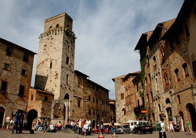 Piazza in San Gimignano