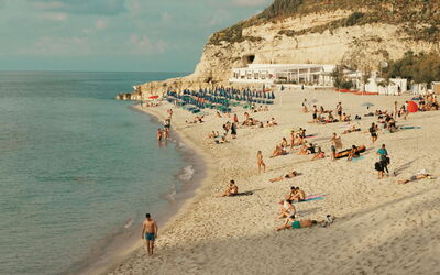 Op het strand in Tropea