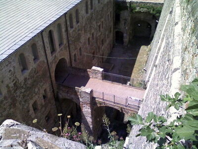 Fort Priamar, binnenkant