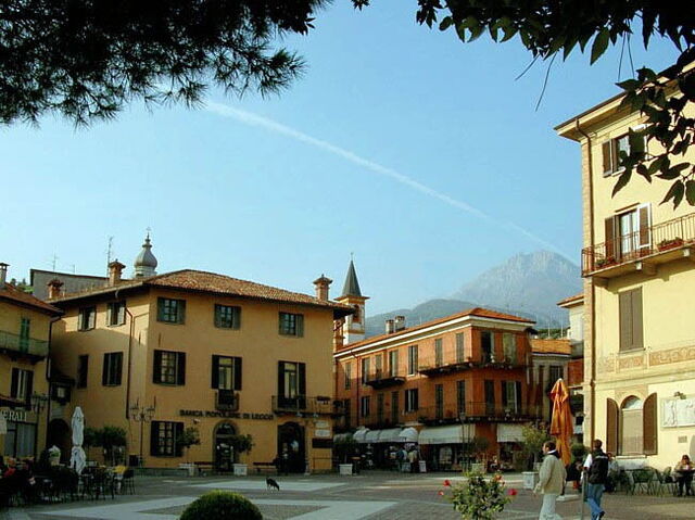 Garbaldi plein in Menaggio