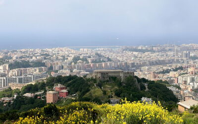 Zicht op de stad Genua
