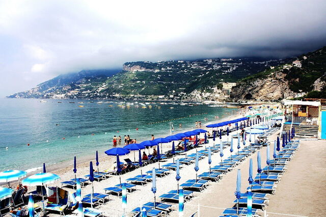 Maiori strand