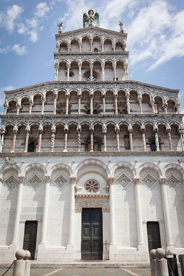 Lucca's san michele kerk
