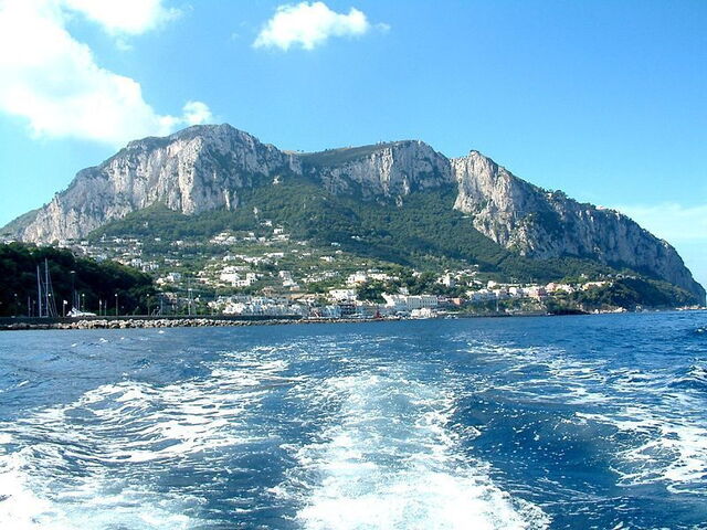 Zicht op Capri Eiland