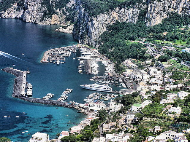 Haven van Capri eiland