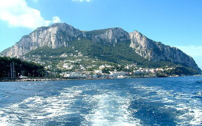 Zicht op Capri Eiland