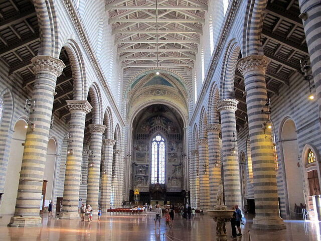 Orvieto Kathedraal, binnenkant