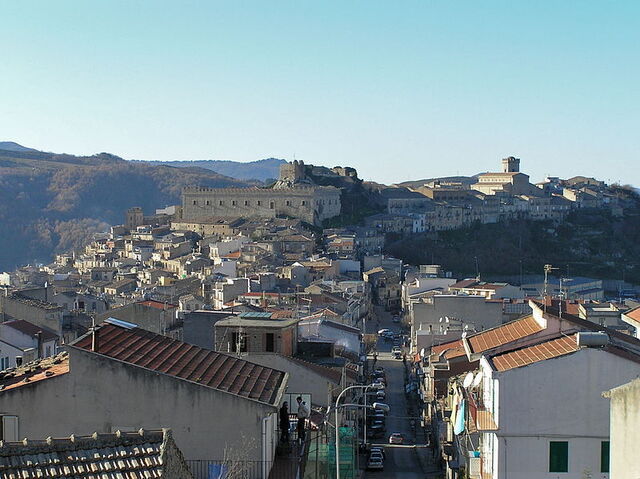 Zicht op Montalbano Elicona