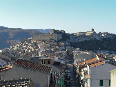 Zicht op Montalbano Elicona