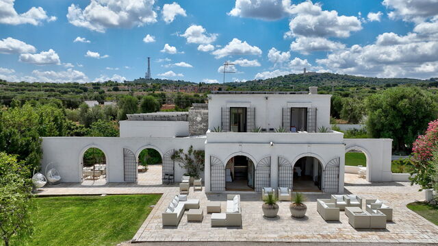 Masseria Isaia, buitenkant