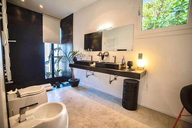 Terrasini Luxe Villa, badkamer