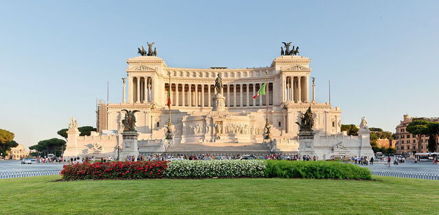 Altare della Patria, voorkant