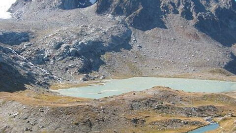 De bergen van de Aosta Vallei