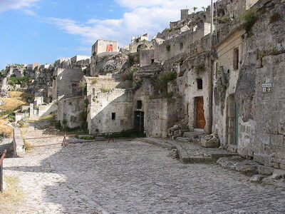 Uitgehouwen huis in Matera