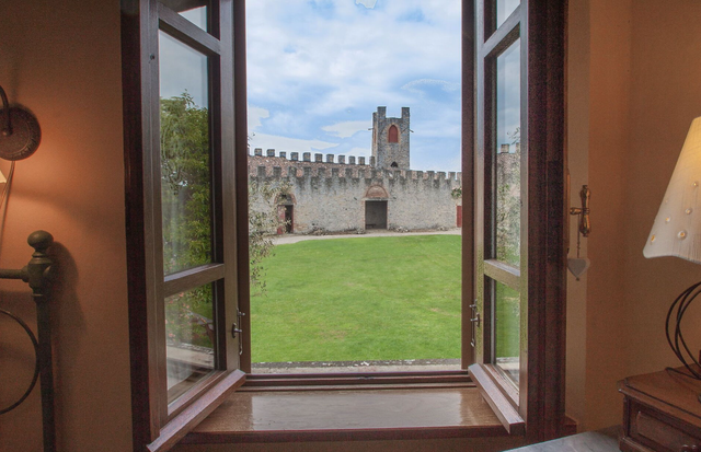 Castello Di Magnano, uitzicht