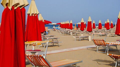 Rimini strand aan de Adriatishe kust