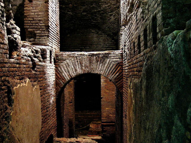 Vicus Caprarius nabij Trevi Fontein