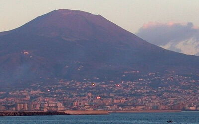 napels en vesuvius berg