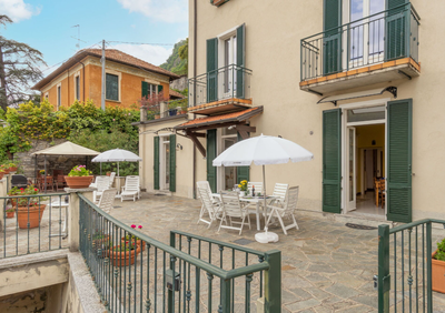 Terrace Lake View, buitenkant