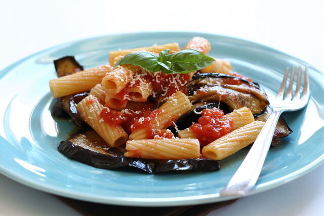 Het lokale gerecht Pasta all Norma