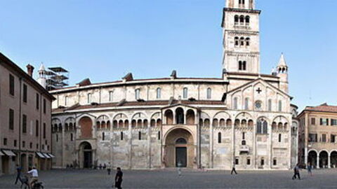 Zicht op Piazza Grande
