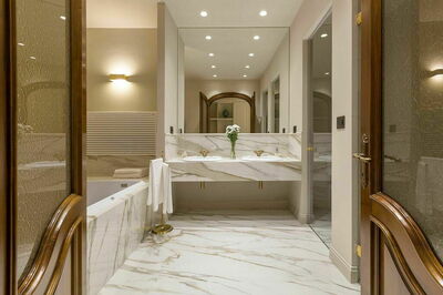 Villa Oria, bathroom
