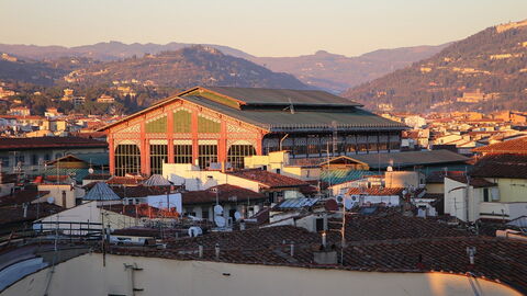Mercato Centrale, buitenkant