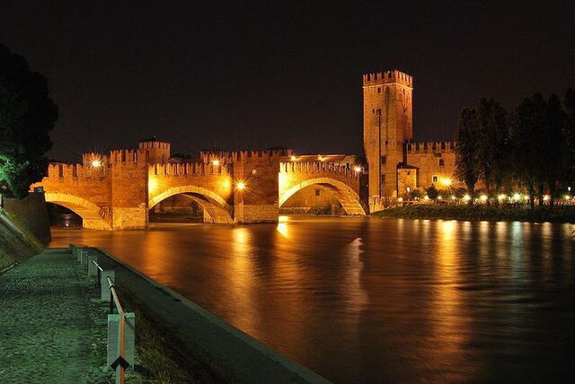 Scaligeri kasteel en brug in Verona