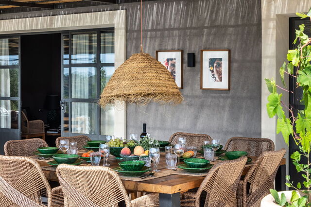 Al fresco dineren bij de villa