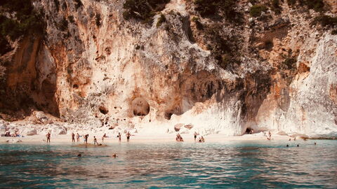 Een strand op Sardinië
