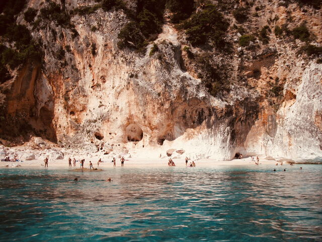 Een strand op Sardinië