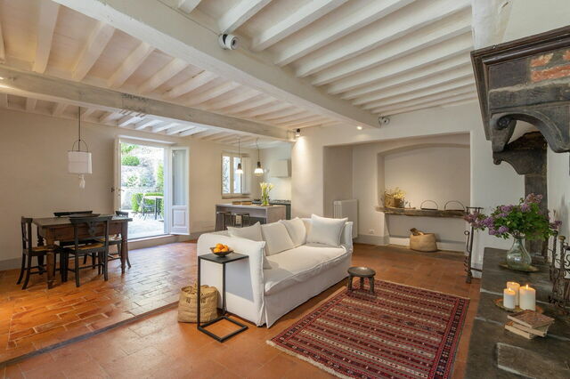 Casa Minerva, benedenruimte