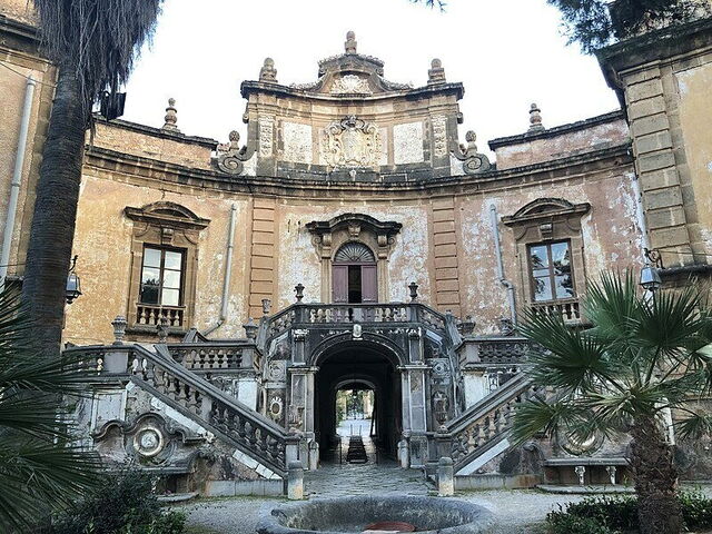 Buitenkant van Villa Palagonia