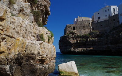 Polignano a Mare, kliffen