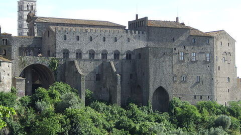 Pauselijk paleis in Viterbo