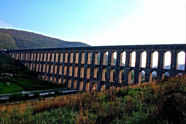 Het Aquaduct van Vanvitelli