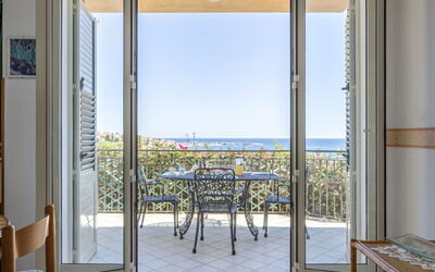 Accommodatie:&nbsp;Cicladi Paros 100.9