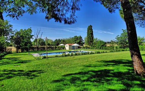 Villa Marietta: Groen, Natuurlijk Landschap, Lucht, Gras, Boom, Landschap, De Lente, Landelijk Gebied, Onroerend Goed, Boerderij