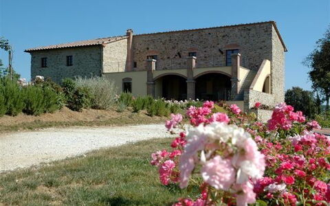 Villa Di Seripa: Eigendom, Bloem, Huis, Gebouw, Landelijk Gebied, Fabriek, Villa, Verblijf, Landschap, Boerderij