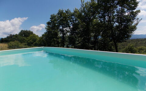 Villa Latera: Zwembad, Blauw, Eigendom, Water, Watervoorraden, Azure, Vakantie, Vrije Tijd, Boom, Onroerend Goed