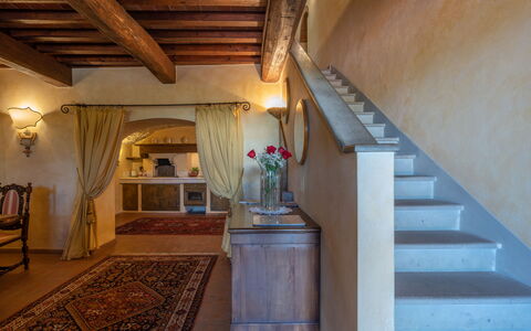 Villa La Terrazza: Eigendom, Kamer, Gebouw, Interieur Ontwerp, Huis, Trap, Straal, Plafond, Verdieping, Onroerend Goed