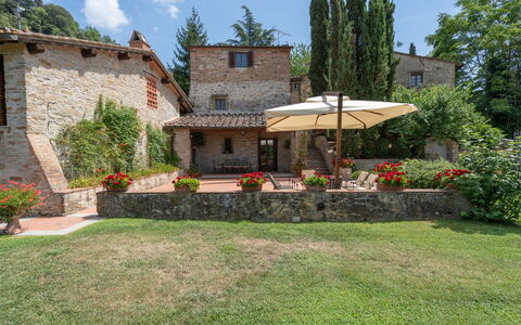 Villa La Terrazza: Eigendom, Huis, Gebouw, Landgoed, Onroerend Goed, Huis, Werf, Verblijf, Backyard, Tuin