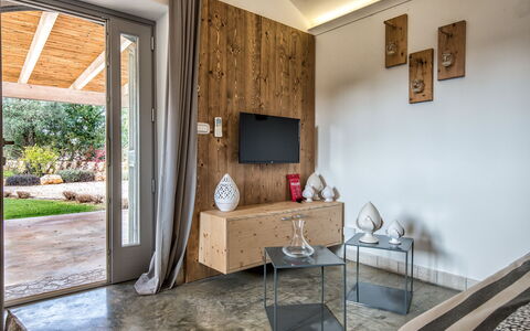 Trulli Itaka: Eigendom, Kamer, Interieur Ontwerp, Huis, Gebouw, Meubilair, Plafond, Huis, Onroerend Goed, Woonkamer