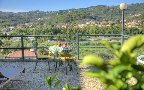 Casa Ilaria - Diano Marina: Vegetation, Boom, Landelijk Gebied, Heuvel Station, Landschap, Fabriek, Gras, Vakantie, Toerisme, Berg