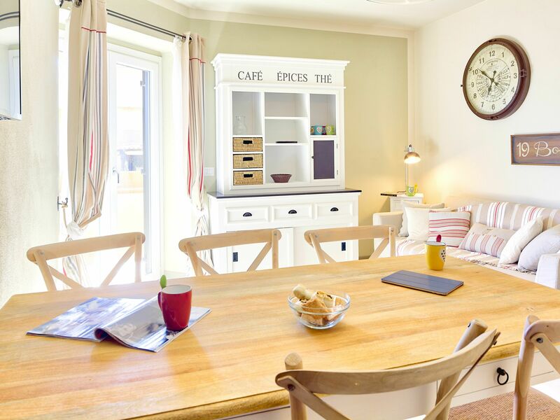 Accommodatie:&nbsp;Ortensia Yellow
