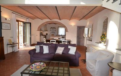 Andromeda Villa: Kamer, Eigendom, Woonkamer, Gebouw, Interieur Ontwerp, Meubilair, Plafond, Huis, Onroerend Goed, Huis