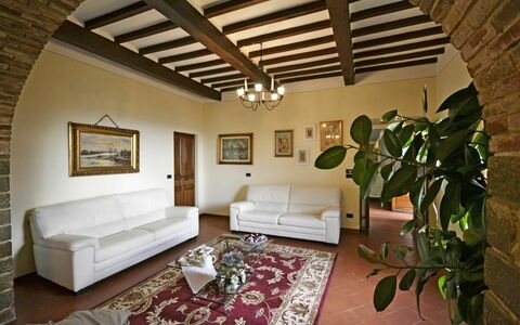 Villa Gelsomino: Kamer, Eigendom, Interieur Ontwerp, Gebouw, Meubilair, Woonkamer, Plafond, Huis, Onroerend Goed, Huis