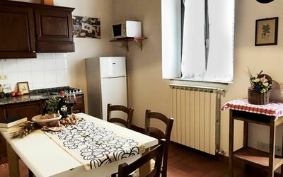 Il Chiantico 23: Kamer, Meubilair, Interieur Ontwerp, Eigendom, Verdieping, Gebouw, Muur, Tafel, Huis, Plafond