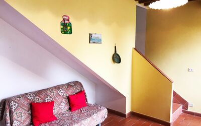 Il Chiantico 31: Kamer, Eigendom, Interieur Ontwerp, Muur, Roze, Meubilair, Plafond, Huis, Woonkamer, Gebouw