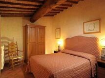 la-piazza-di-san-donato-reggello-multiproperty-piazza-1-bilo-bedroom